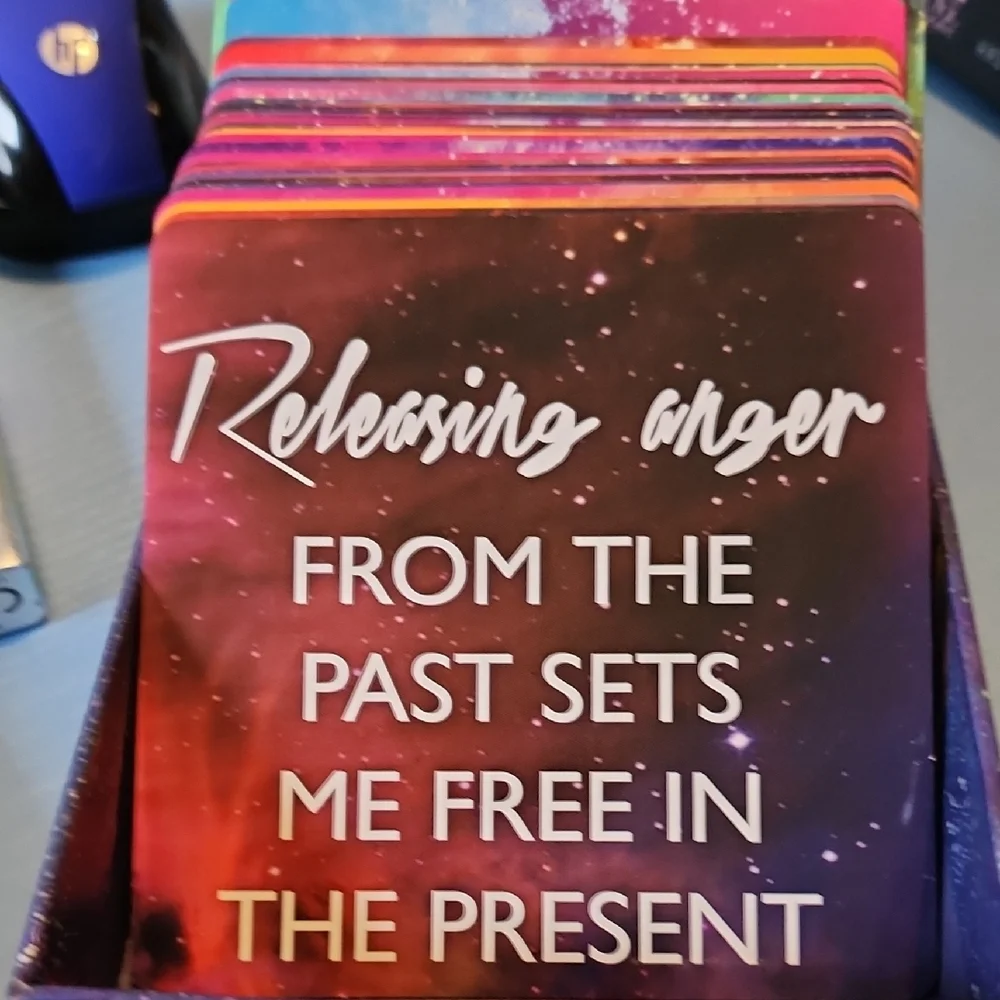 Gabrielle Bernstein Miracles Now Card Deck - Multicolor - Picture 7 of 8